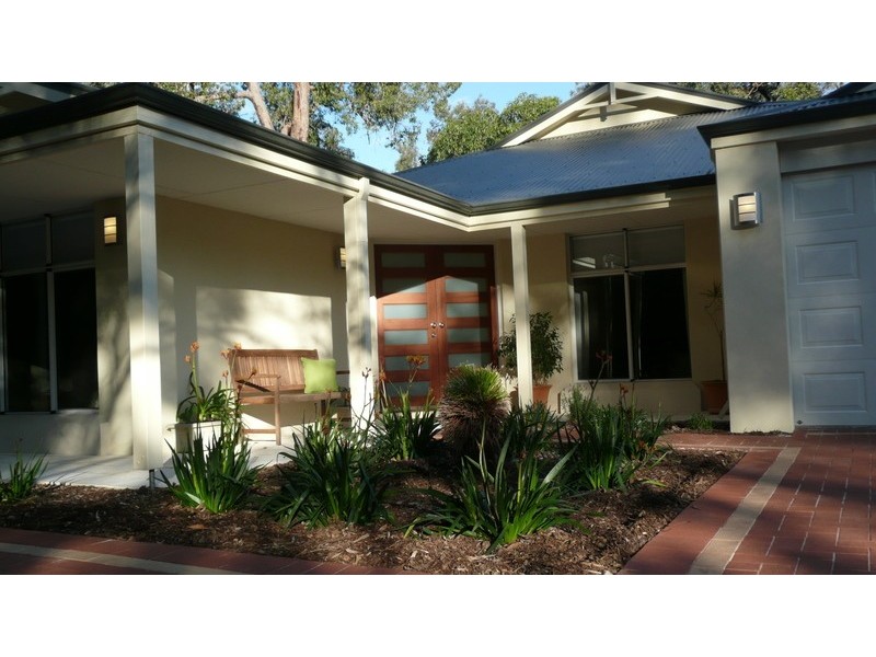 7 McGlew Road, Glen Forrest WA 6071