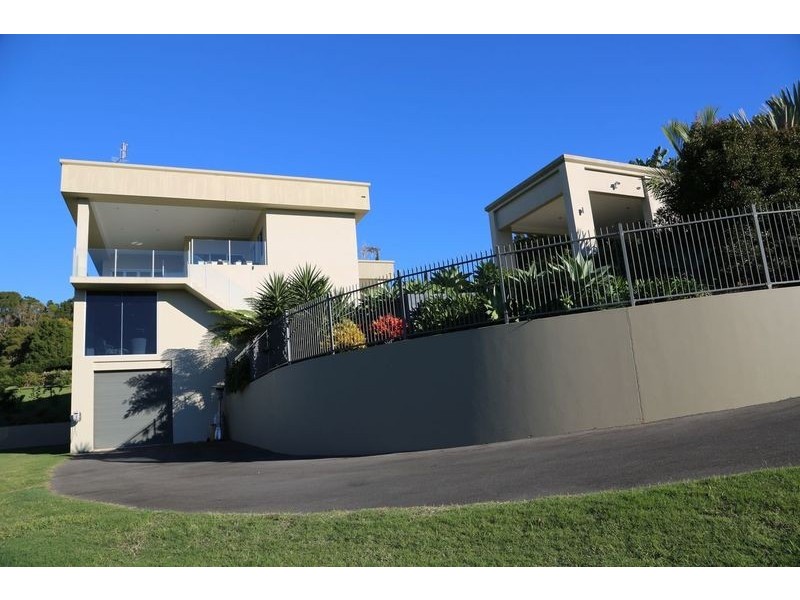 17 Winchelsea Way, Terranora NSW 2486
