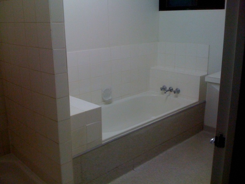 6 Littlefield St, Blackwater QLD 4717