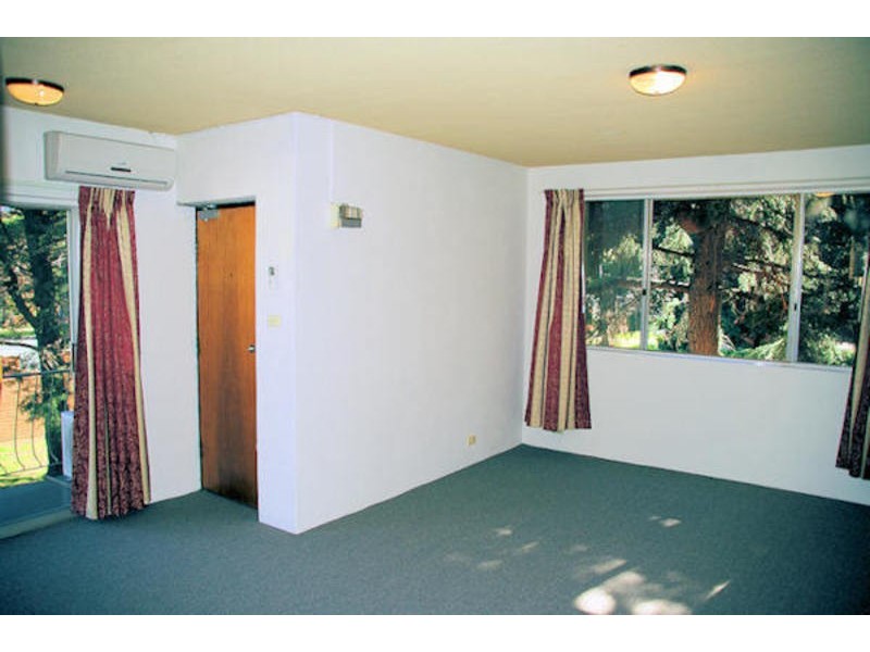 9/74-80 Collett Street, Queanbeyan NSW 2620