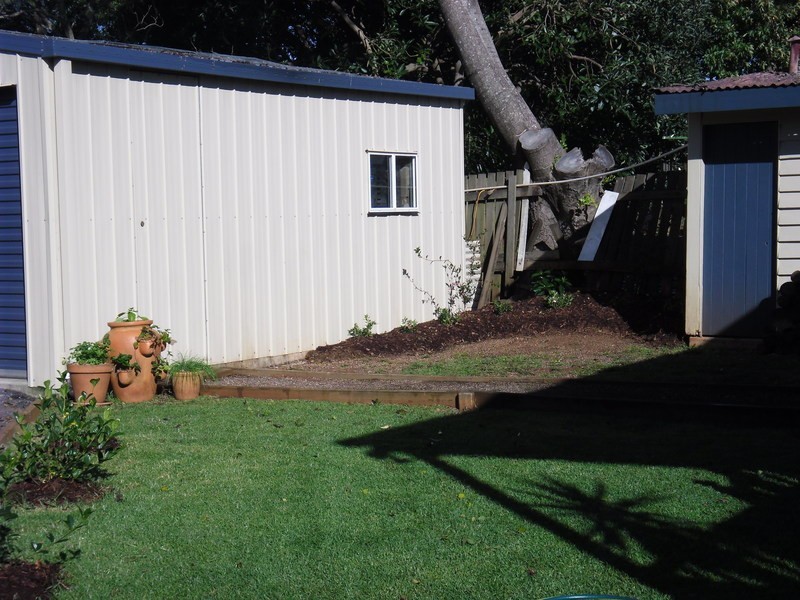 194 Campbell Street, Newtown QLD 4350