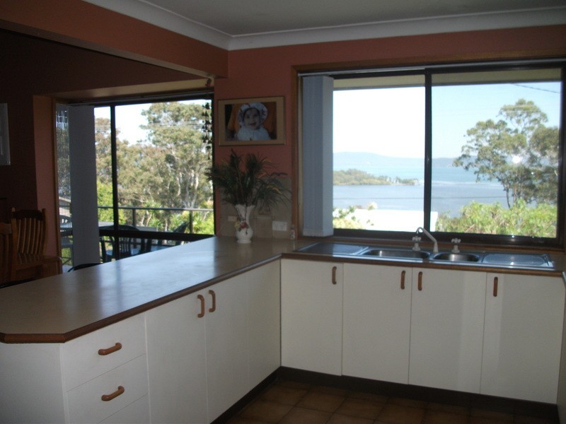 38 Green Point Drive, Forster NSW 2428
