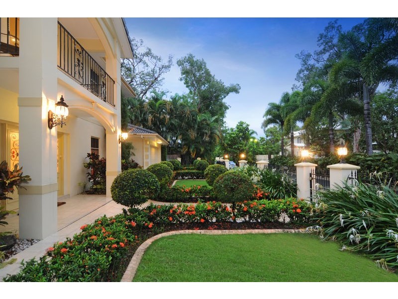 Port Douglas QLD 4877