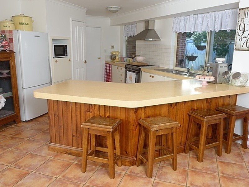 21 Janjin Rd, Dalyellup WA 6230