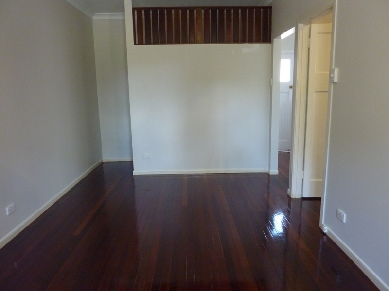 4/28  Sussex Street, Hyde Park QLD 4812