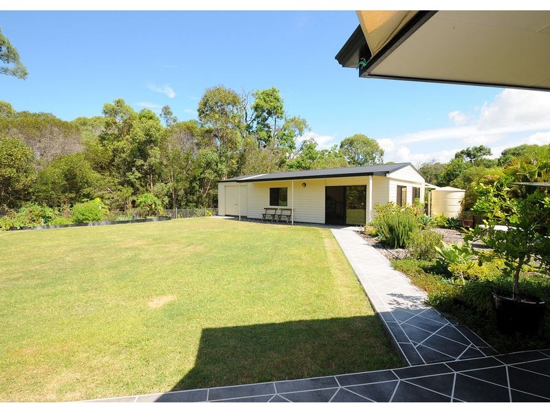 14 San Bromista Court, Urangan QLD 4655