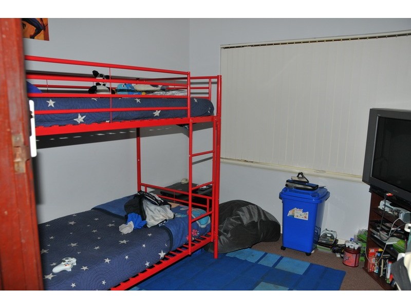 24  Melvin Avenue, Thornlie WA 6108