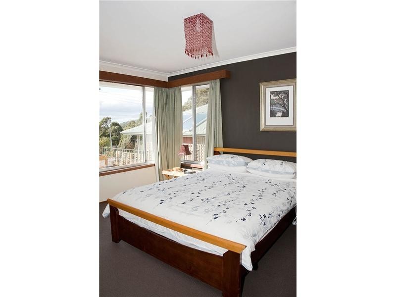315 Strickland Ave, South Hobart TAS 7004
