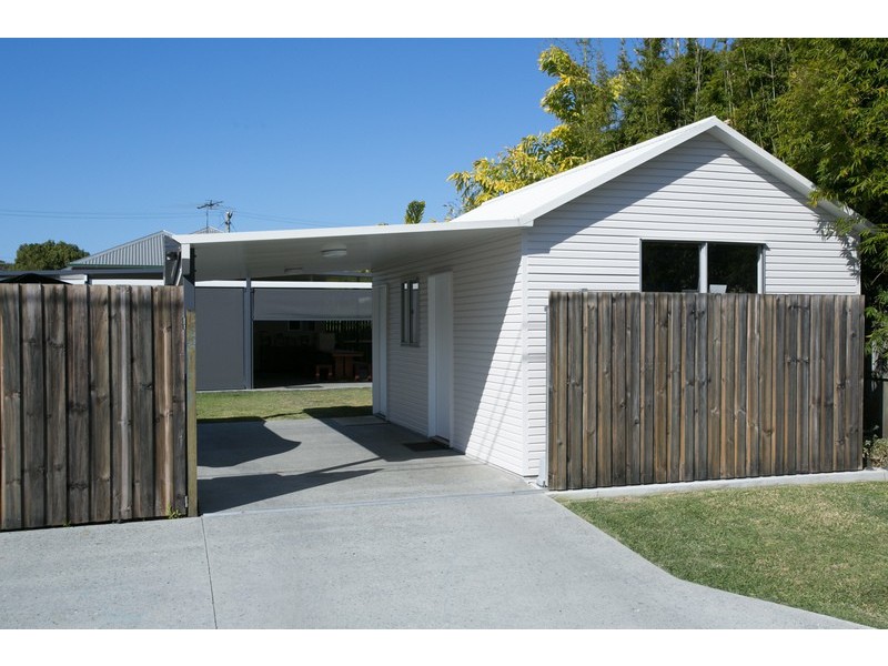 23 Murray Street, Sandgate QLD 4017