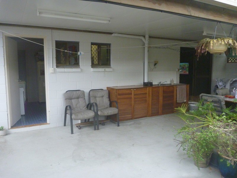 6 Kilman Crt, Boyne Island QLD 4680
