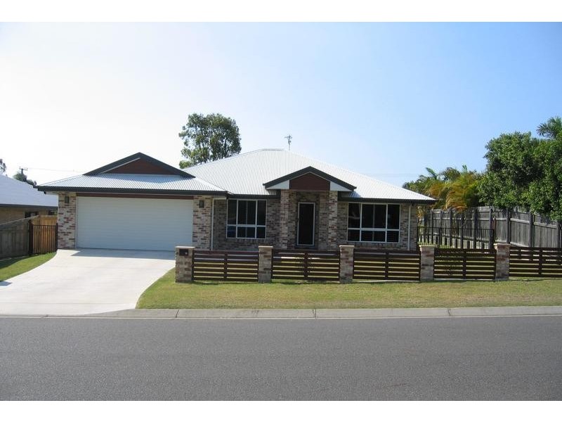 11 Longreach Court, Tannum Sands QLD 4680