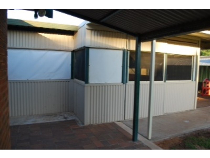 16 Mingelo Street, Narromine NSW 2821