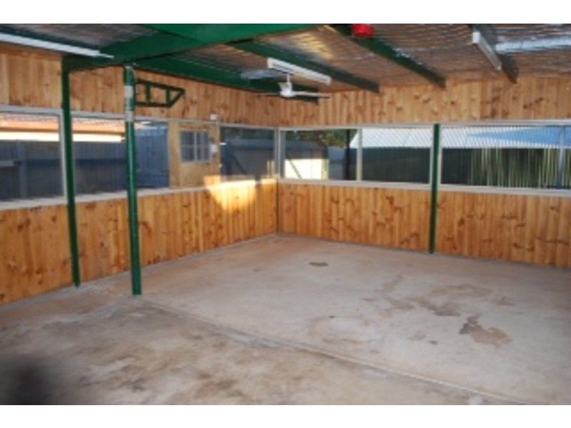 16 Mingelo Street, Narromine NSW 2821
