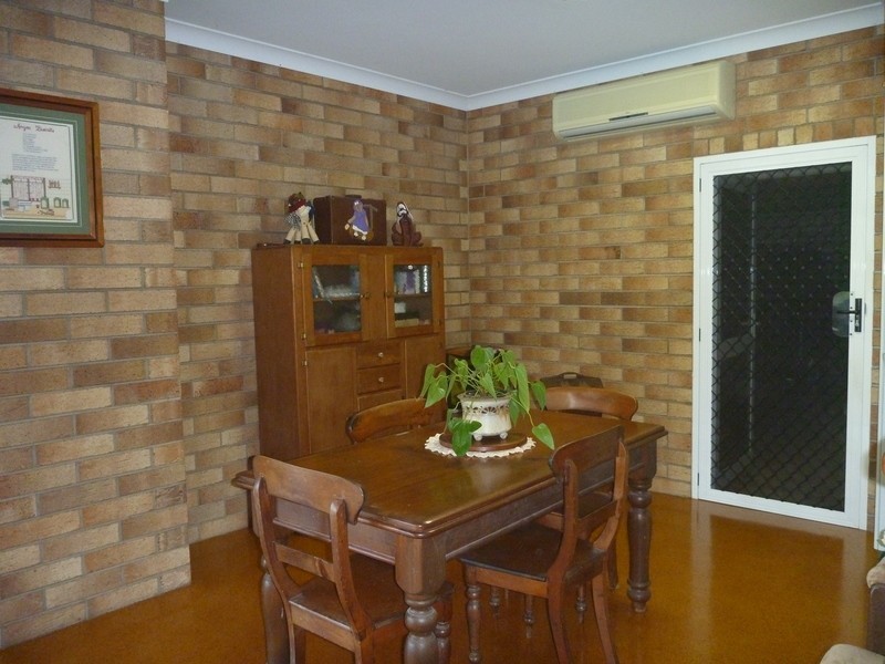 16  Daniel Close, Etty Bay QLD 4858