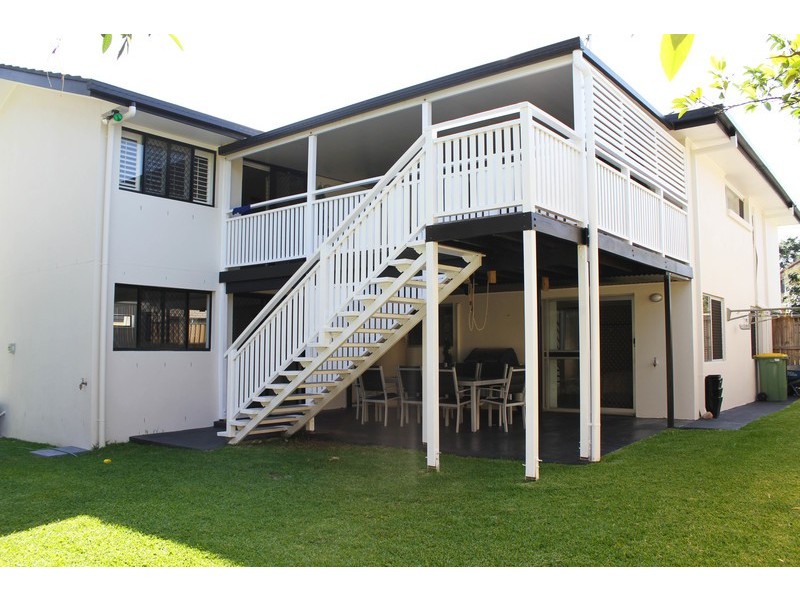 49 Morialta Street, Mansfield QLD 4122