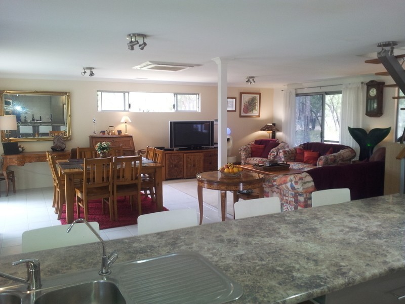 168 Watson Drive, Barragup WA 6209