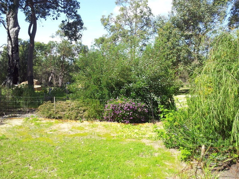 168 Watson Drive, Barragup WA 6209