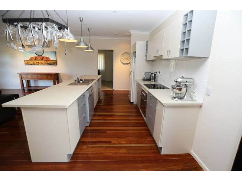 22 Donostia Crescent, Bushland Beach QLD 4818