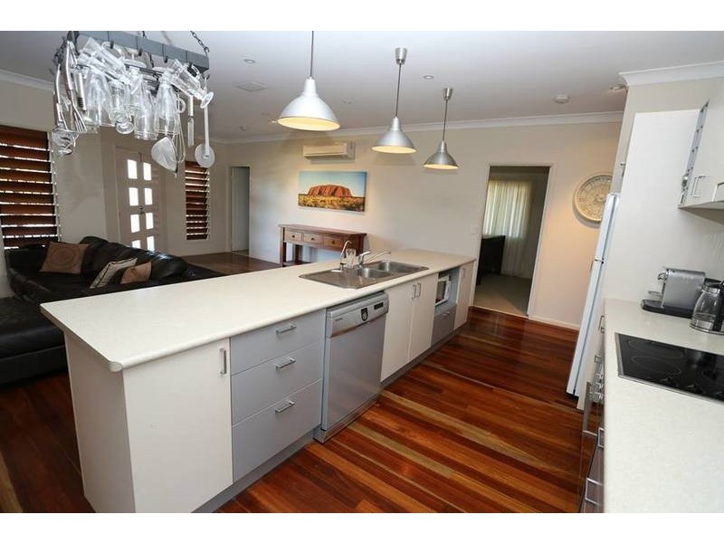 22 Donostia Crescent, Bushland Beach QLD 4818