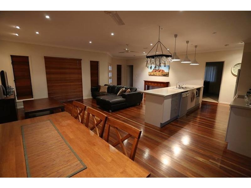 22 Donostia Crescent, Bushland Beach QLD 4818