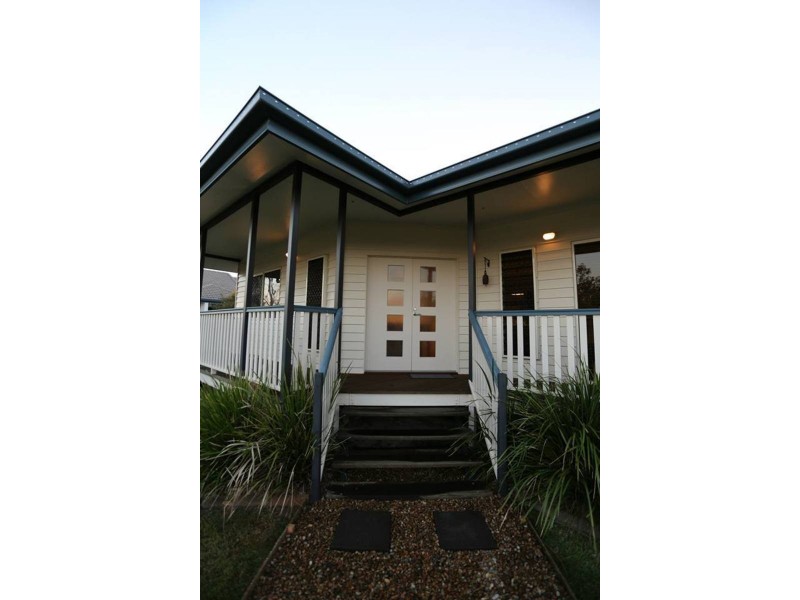 22 Donostia Crescent, Bushland Beach QLD 4818