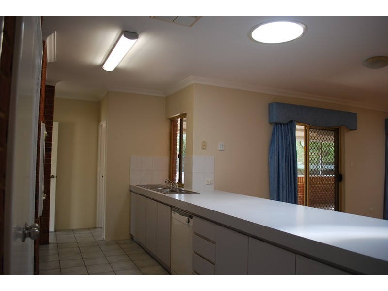 7 Seaspray Crest, Ballajura WA 6066