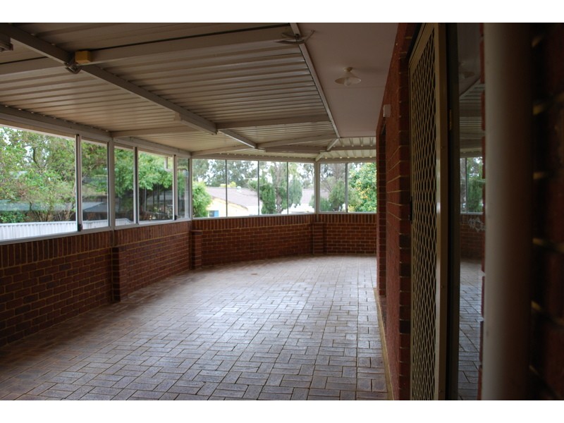 7 Seaspray Crest, Ballajura WA 6066