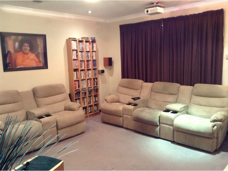 42 Enderby Court, Ballajura WA 6066