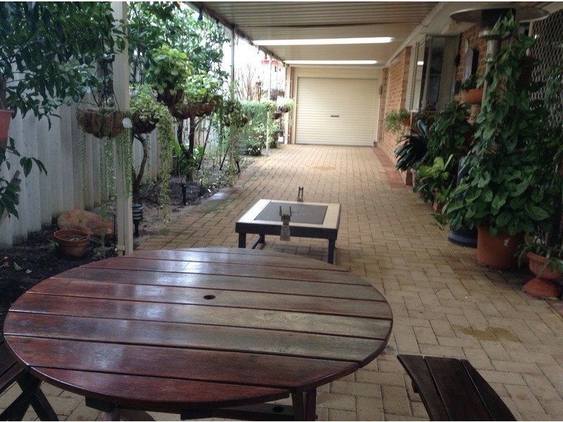 42 Enderby Court, Ballajura WA 6066