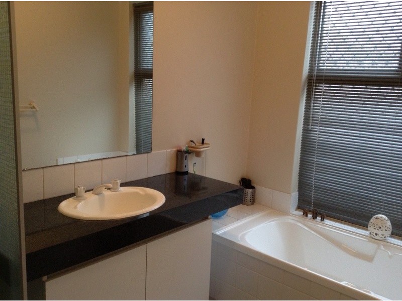 42 Enderby Court, Ballajura WA 6066