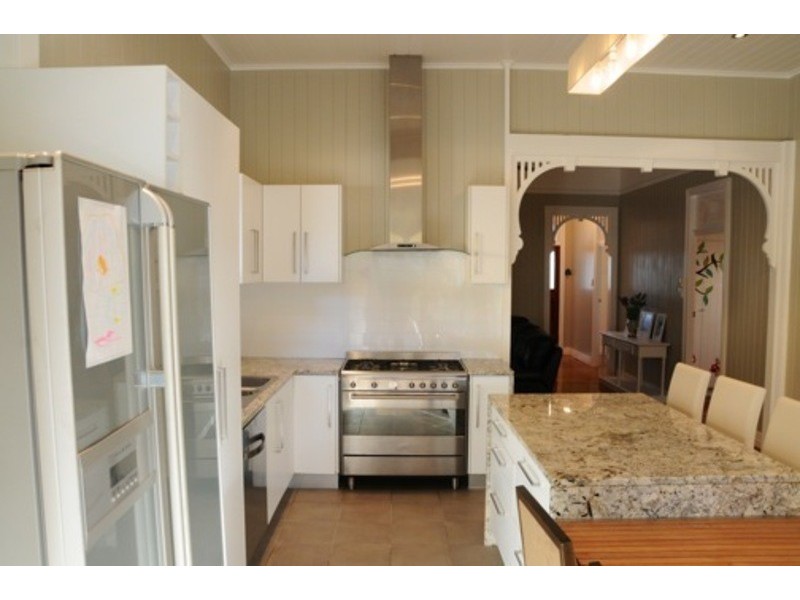 75 Brook Street, Windsor QLD 4030