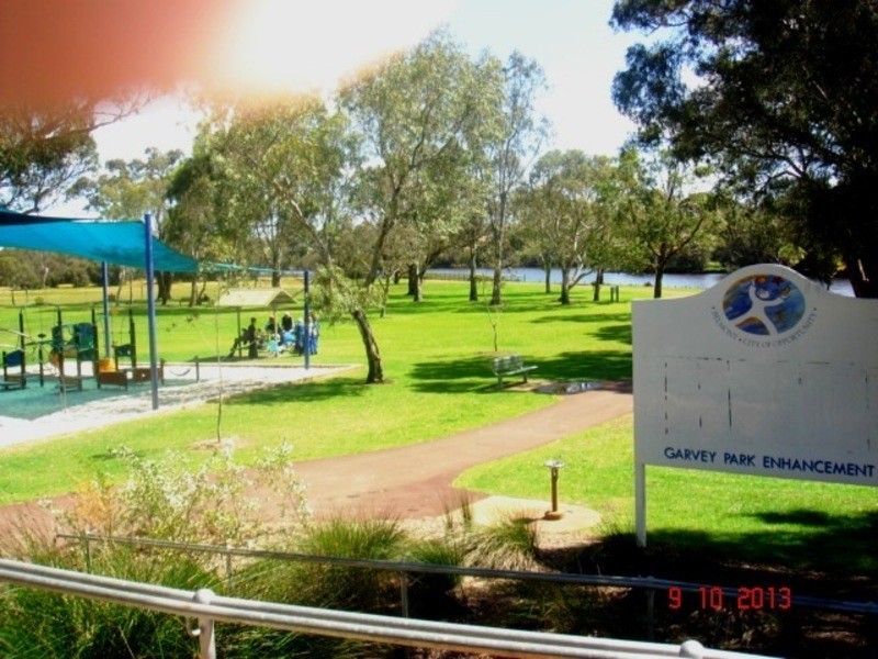 6 Tibradden Circle, Ascot WA 6104