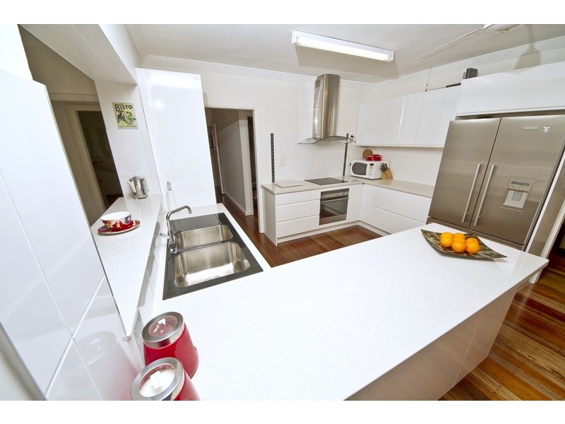 275-277 Kamerunga Road, Freshwater QLD 4870