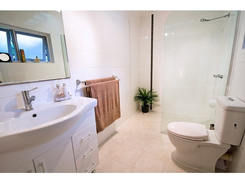 275-277 Kamerunga Road, Freshwater QLD 4870