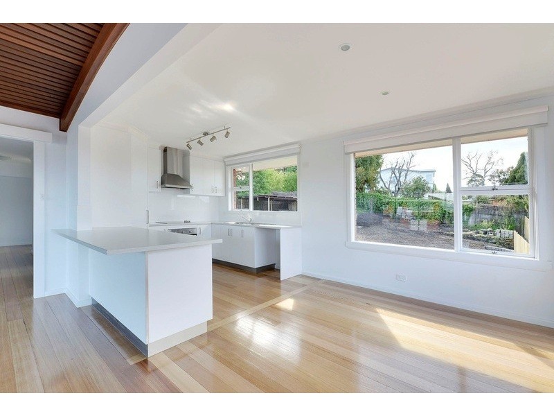 4 Wakehurst Road, Austins Ferry TAS 7011