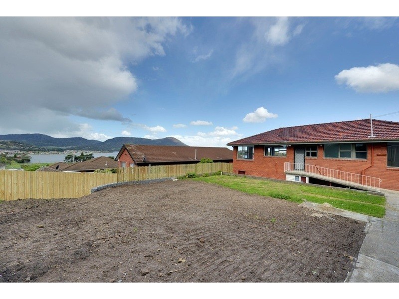 4 Wakehurst Road, Austins Ferry TAS 7011