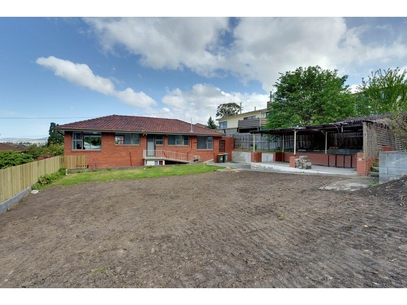 4 Wakehurst Road, Austins Ferry TAS 7011