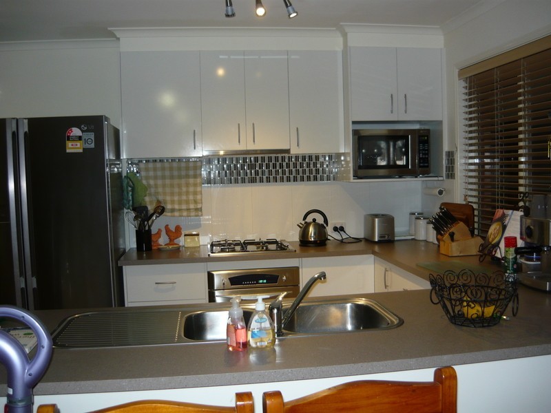 170 Clarke St, Howlong NSW 2643