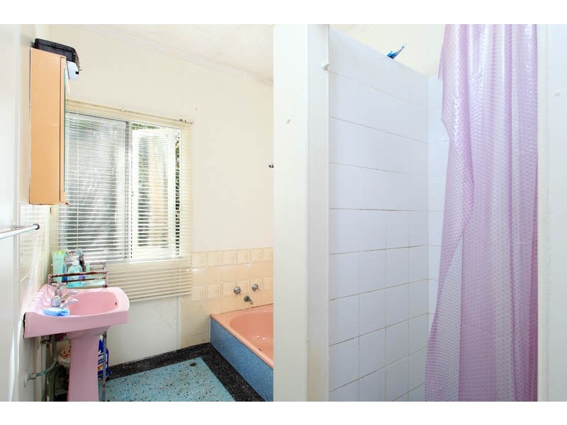 1 & 2/7 Line  St, Woolloongabba QLD 4102