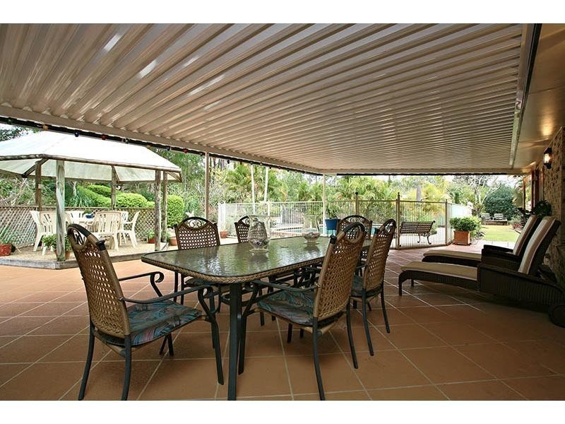 33 Velvet St, Pine Mountain QLD 4306