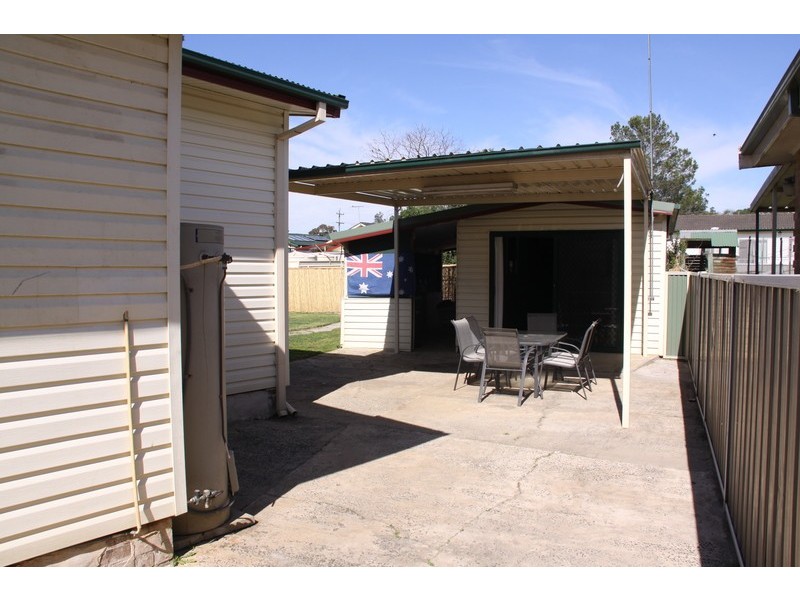 37 Boronia Rd, St Marys NSW 2760