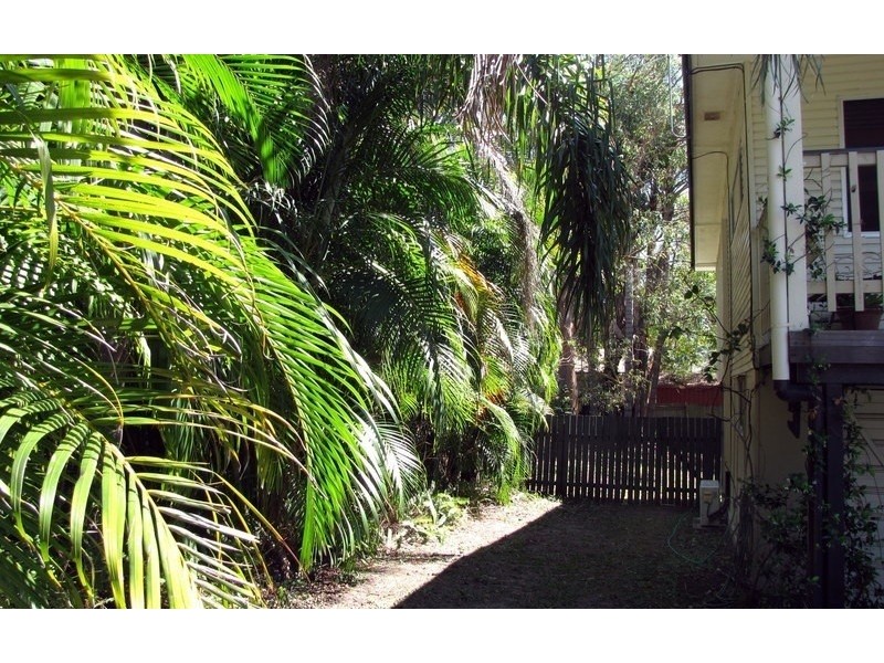 5 Clayfield St, Clontarf QLD 4019