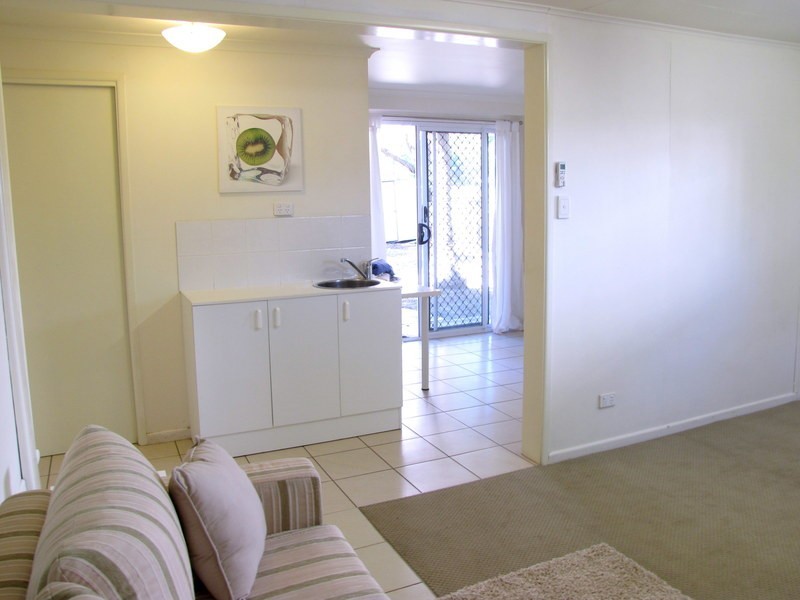 5 Clayfield St, Clontarf QLD 4019
