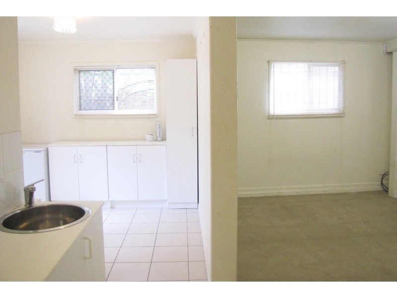 5 Clayfield St, Clontarf QLD 4019