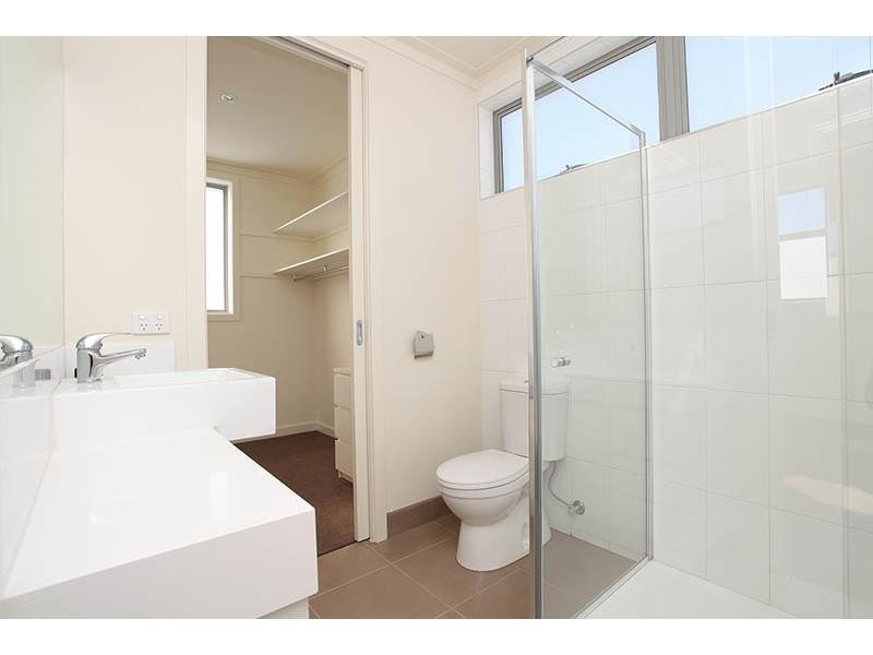 3/74  Kororoit Creek Rd, Williamstown VIC 3016