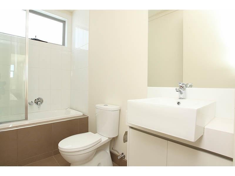 3/74  Kororoit Creek Rd, Williamstown VIC 3016