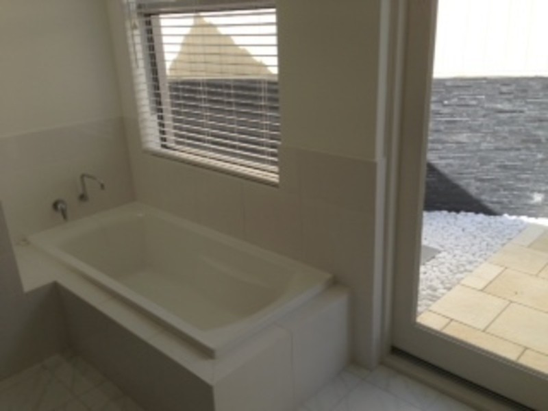 12 Graymont Close, Darch WA 6065