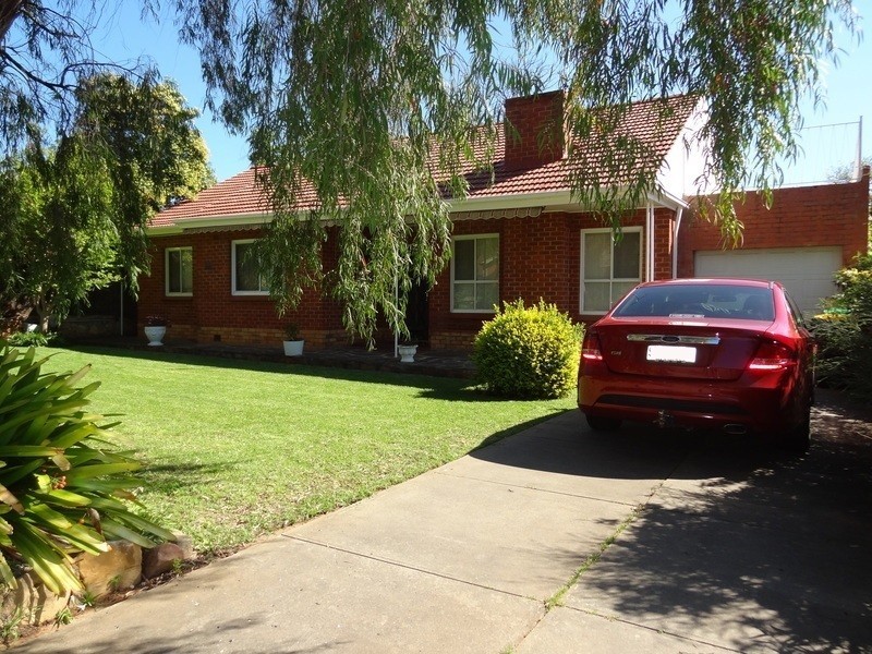 11 Buchan Ave, Beaumont SA 5066