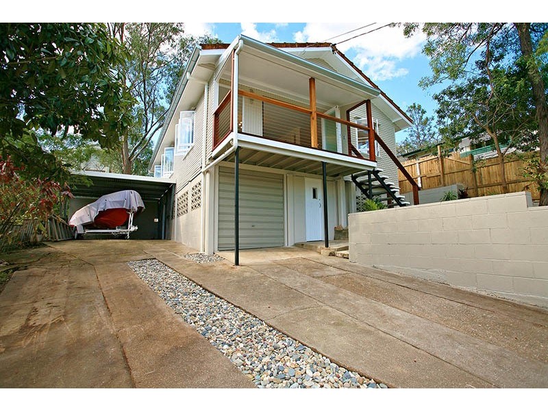 132  Patricks Road, Arana Hills QLD 4054