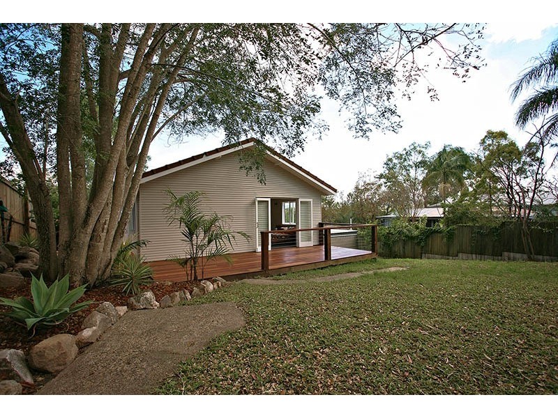 132  Patricks Road, Arana Hills QLD 4054